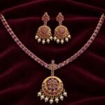 Red Short Necklace Set