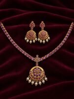 Red Short Necklace Set