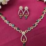 Emerald Elegance Matte Gold Necklace  Set
