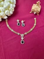 Floral Swan Mesh Collar Necklace Set - Image 2